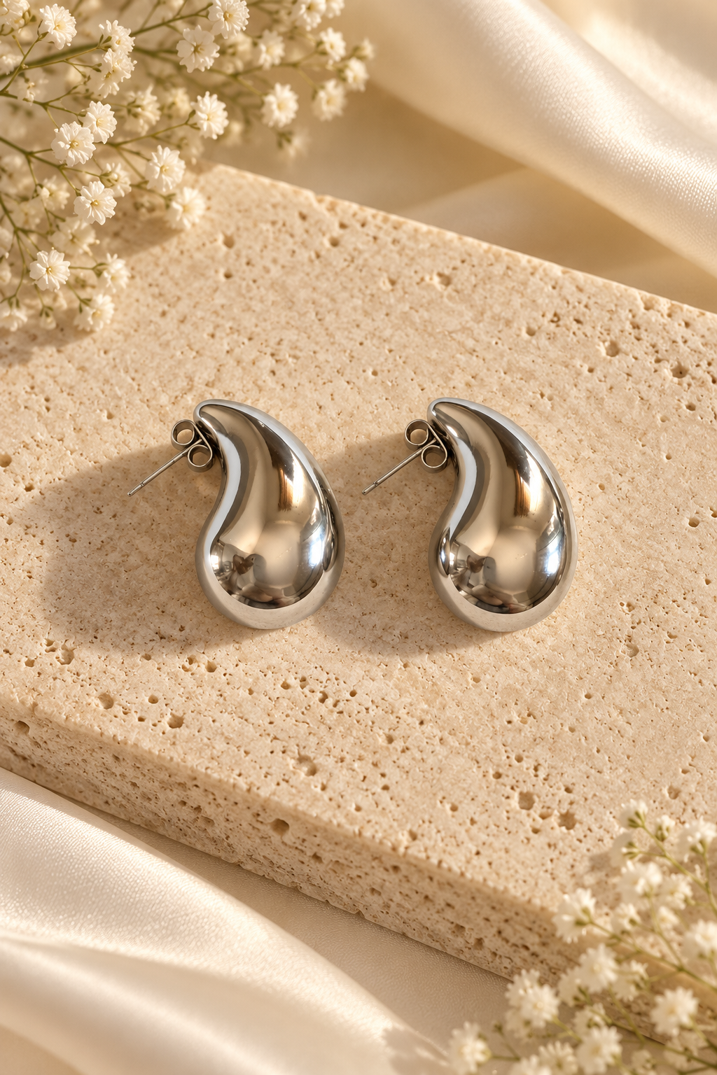 Ασημί Σκουλαρίκια Sculptural Drop