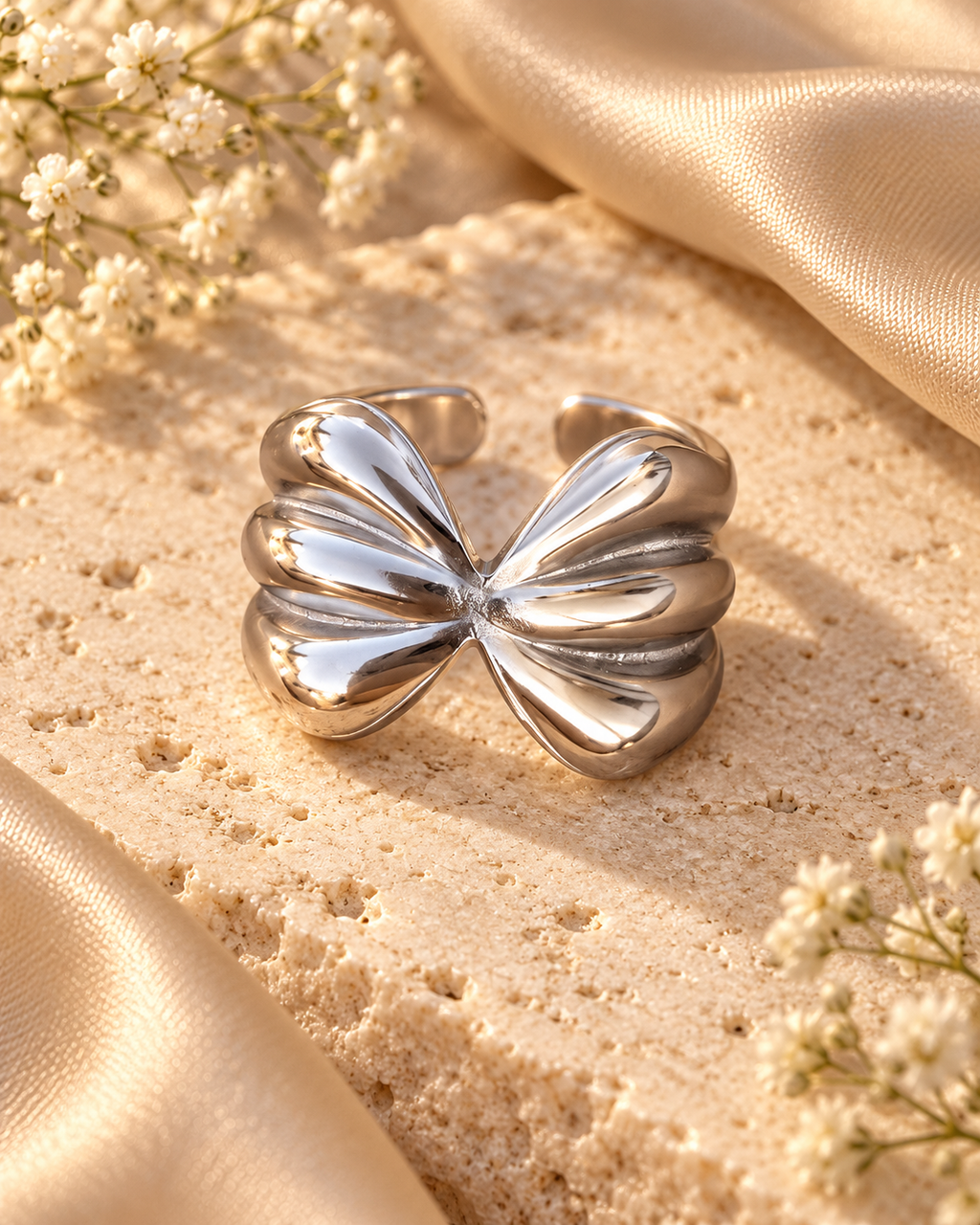 Ασημί Δαχτυλίδι Sculpted Bow